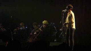 Melanie de Biasio - No deal / The flow (live @ Cirque Royal)