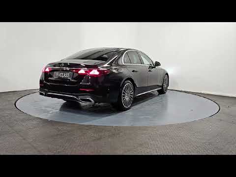 Mercedes-Benz E-Class E300de AMG - Backlit interio - Image 2