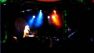 Joan As Police Woman &quot;To Be Loved&quot; live @ Klubi