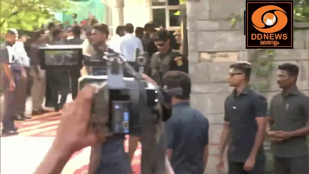 വിജയ് സംഗീത സംവിധായകൻ ദേവയ്ക്ക് അന്ത്യാഞ്ജലിയർപ്പ?