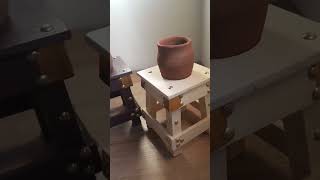 كوب تراثي مع قاعدة أرضية بيج