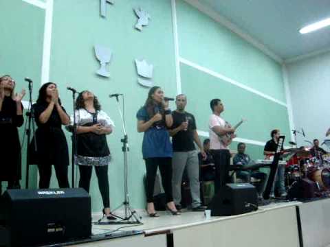 Raiz Coral & Saas & Paloma Possi - Grandioso és tú & Tocou-me