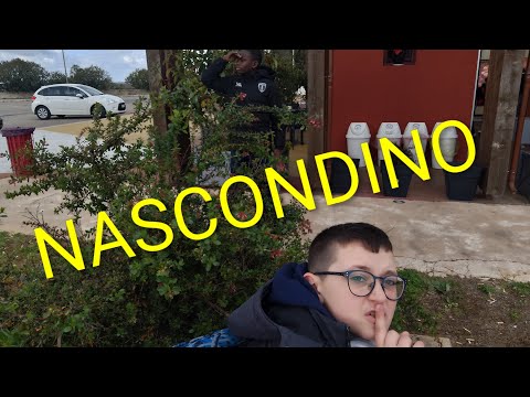 GIOCO A NASCONDINO CON IL MIO MIGLIORE AMICO OLIVER 