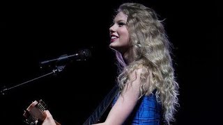 Taylor Swift - Fifteen (Fearless Tour)