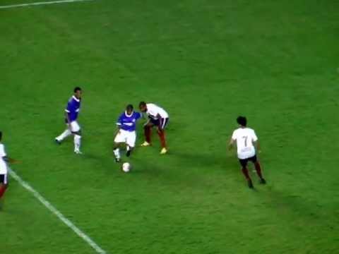 Bahia 7 X 1 Itabuna. Gols de Júnior, Lenine e Felipe. (25/3/12)