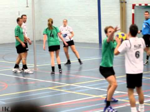 Fragment 1 competitiewedstrijd HKC(U) - HKC [4 februari 2012]