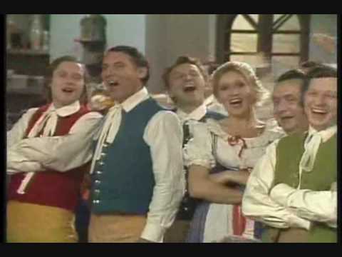 Smetana: Prodaná nevěsta/ Bartered Bride - Polka "Come here, girl" (Finale I.Act)