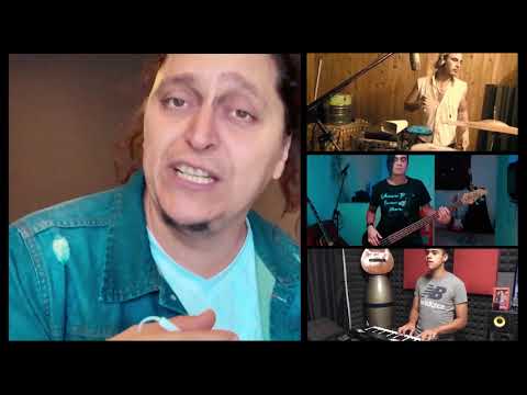 Franco Arroyo (Mix) en sus casas