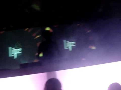 D-Nox @ Life Club Floripa 4.4.09 pt2