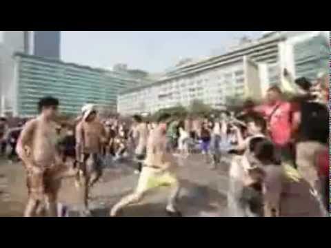 Gangnam Style Flashmob Jakarta Bunderan HI Sudirman Indonesia
