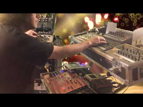 Music For Machines: By Machines - Muzik 4 Machines 40 minutes live jam