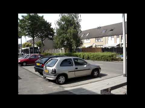 Connexxion 2235 en 2233 te spijkenisse kreek.