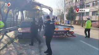 Bolu’da Uzun Süredir Park Halindeki Hurda Araçlar Toplanıyor