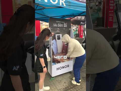 РЕШИЛИ ПОКАЗАТЬ КАЧЕСТВО СВОИХ ТЕЛЕФОНОВ