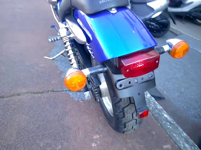 マグナ(Vツインマグナ)/ホンダ Vツインエンジン250cc メタリックブルー