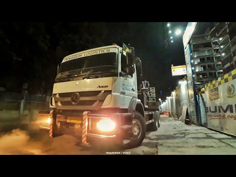 Nice Engine Sound - Mercedes Benz AXOR 2633 Tractor Head