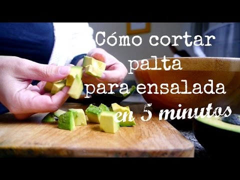 Truco para cortar el aguacate para ensalada en 5 segundos ¡Y sin ensuciarte las manos!