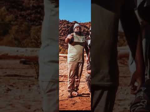 kungka yaltjingkan Nyinanyi by johnny morris 🙌🎶💯