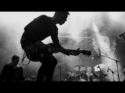 Modern Rock Backing Track in G Major [Unearned Track]