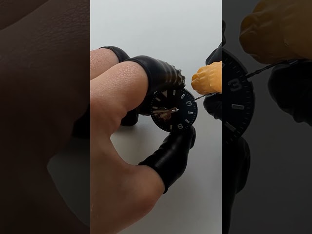 Vídeo relacionado con SHEAWA Anillo de sujeción de repuesto para accesorios de reloj de movimiento NH35 NH36