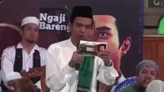 Download lagu VIRAL Fenomena Ustadz Abdul Somad SKAKMAT Rina Nose!!! mp3
