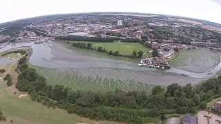 preview picture of video 'DJI Phantom Quadcopter flight around Fareham'