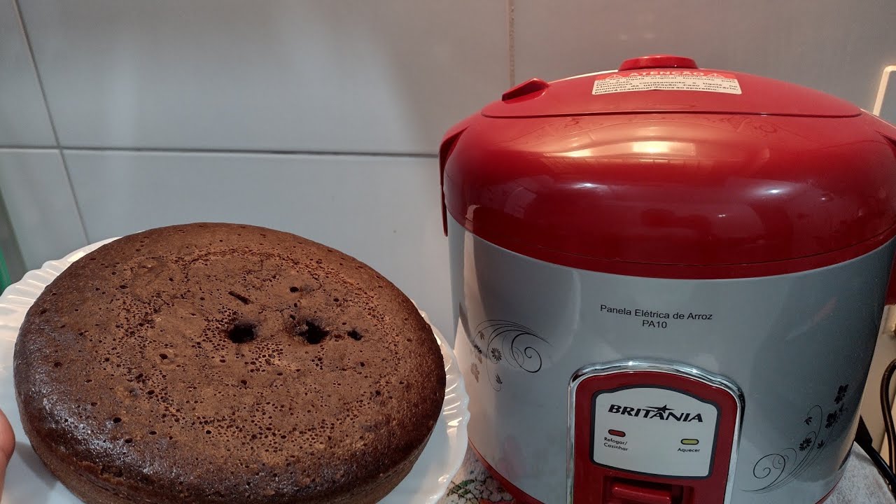 bolo de chocolate assado na panela de arroz Elétrica