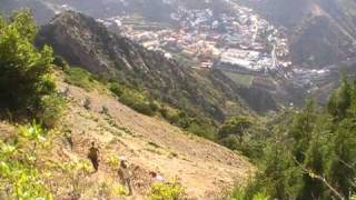 preview picture of video 'Ruta de senderismo Vallehermoso - El Tión - Roque Cano - Vallehermoso. (La Gomera - Islas Canarias)'