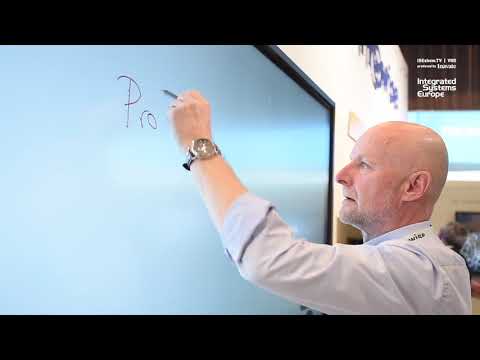 Prowise demonstrates touhcscreen capabilities