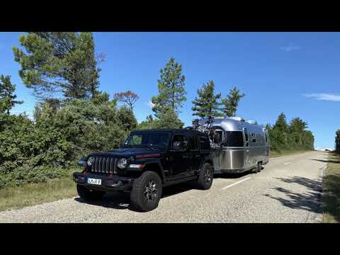 Mit dem Airstream 684 ins Jura und die Provence