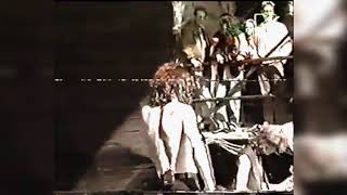 Héroes Del Silencio - Los Placeres De La Pobreza - En Vivo -