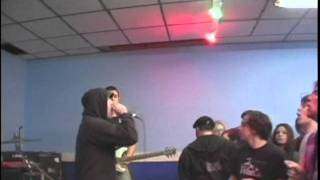 Live clips of Capital Tragedy 2004