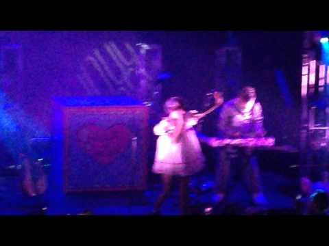download lagu mp3 mp4 Bowery Ballroom Box Office, download lagu Bowery Ballroom Box Office gratis, unduh video klip Bowery Ballroom Box Office