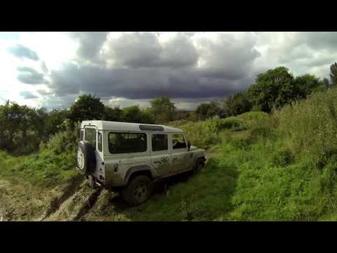 4×4 Land Rover Defender Off-Road Experience
