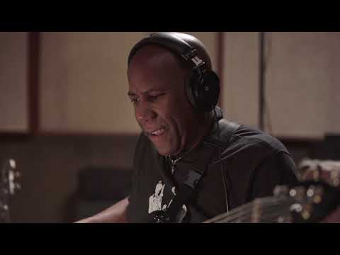 download lagu mp3 mp4 Vinnie Colaiuta, download lagu Vinnie Colaiuta gratis, unduh video klip Download Vinnie Colaiuta Mp3 dan Mp4 Music Online Gratis