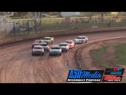 Modified Sedans: Raymont Last to First in 1 Lap - Kingaroy Speedway