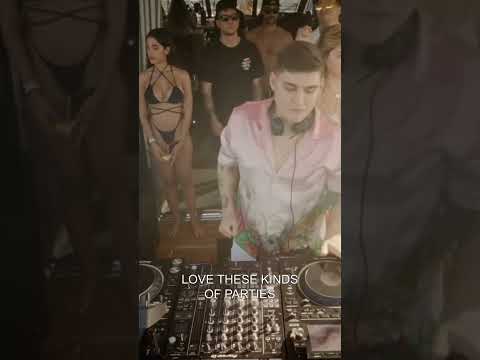 I miss the summer! #Housemusic #rave #electrohouse