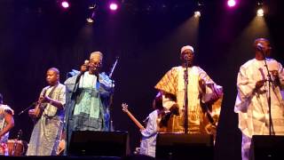 TOUMANI DIABATE & SYMMETRIC ORCHESTRA ~ Banlieues Bleues Festival ~ Gonesse Avril 2013