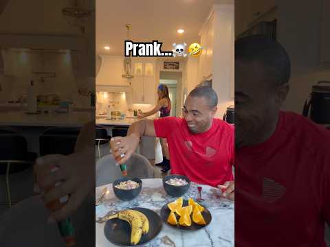 Dad pranks Mom…or Nah?🌶️💀🤣#shorts #prank #couple #funny