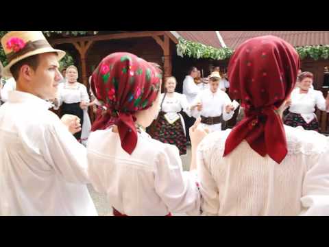 Festivalul Dantului la Sura acasa la Marioara si Dumitru Dobrican , Grosi , Maramures