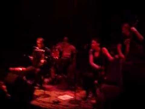 Run to the Hills - Nicki Jaine feat. Brian Viglione