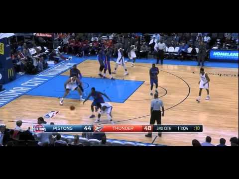 steven adams dunk over drummond