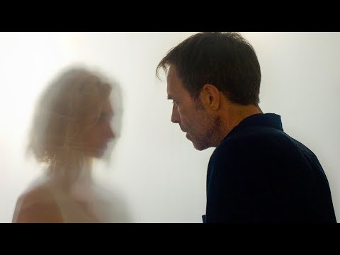 對疫情隔離極度執著，《觸不到的距離》如何攻破心防？｜原創娛樂 Creative Century Ent.