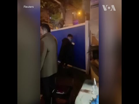 武汉市爆发反封控游行