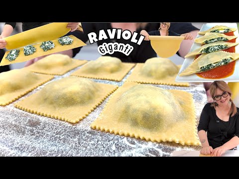 RAVIOLI tipica PASTA ITALIANA fatta in casa FORMATO GIGANTE 