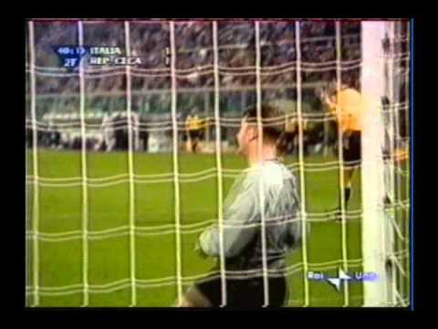 2004 (February 18) Italy 2-Czech Republic 2 (Friendly) (Re-uploaded).avi