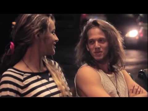 330AM - Mientras Dormías