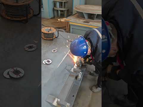 2200x2600 Sluice Gate Grinding#valve #gatevalve #penstock #valvefactory #watergate