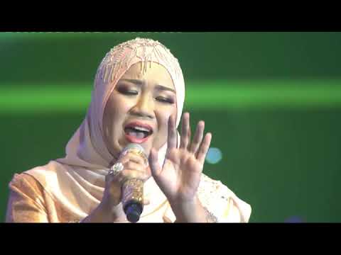 " Setia Menunggu "  DAcademy Asia Yaniey Junaini