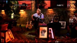 Download lagu Iwan Fals - Sore Tugu Pancoran (Music Everywhere_Net Music) mp3